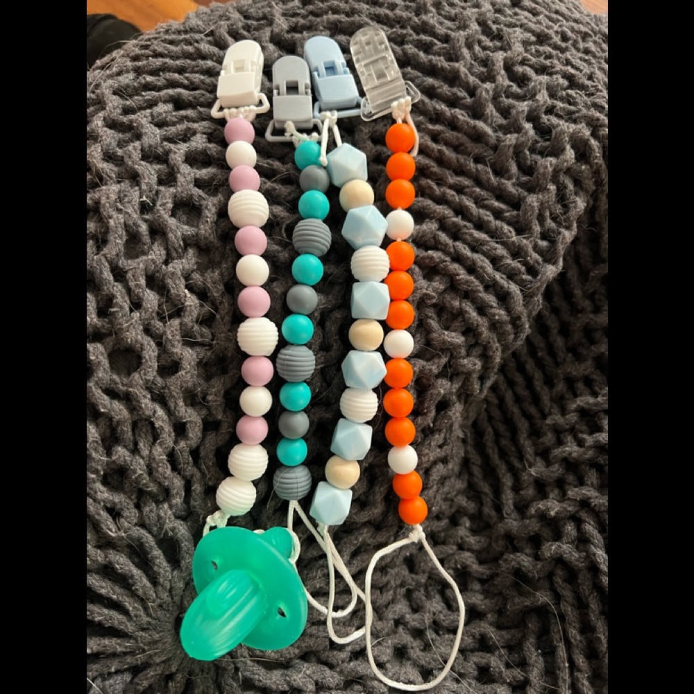 Binky leash